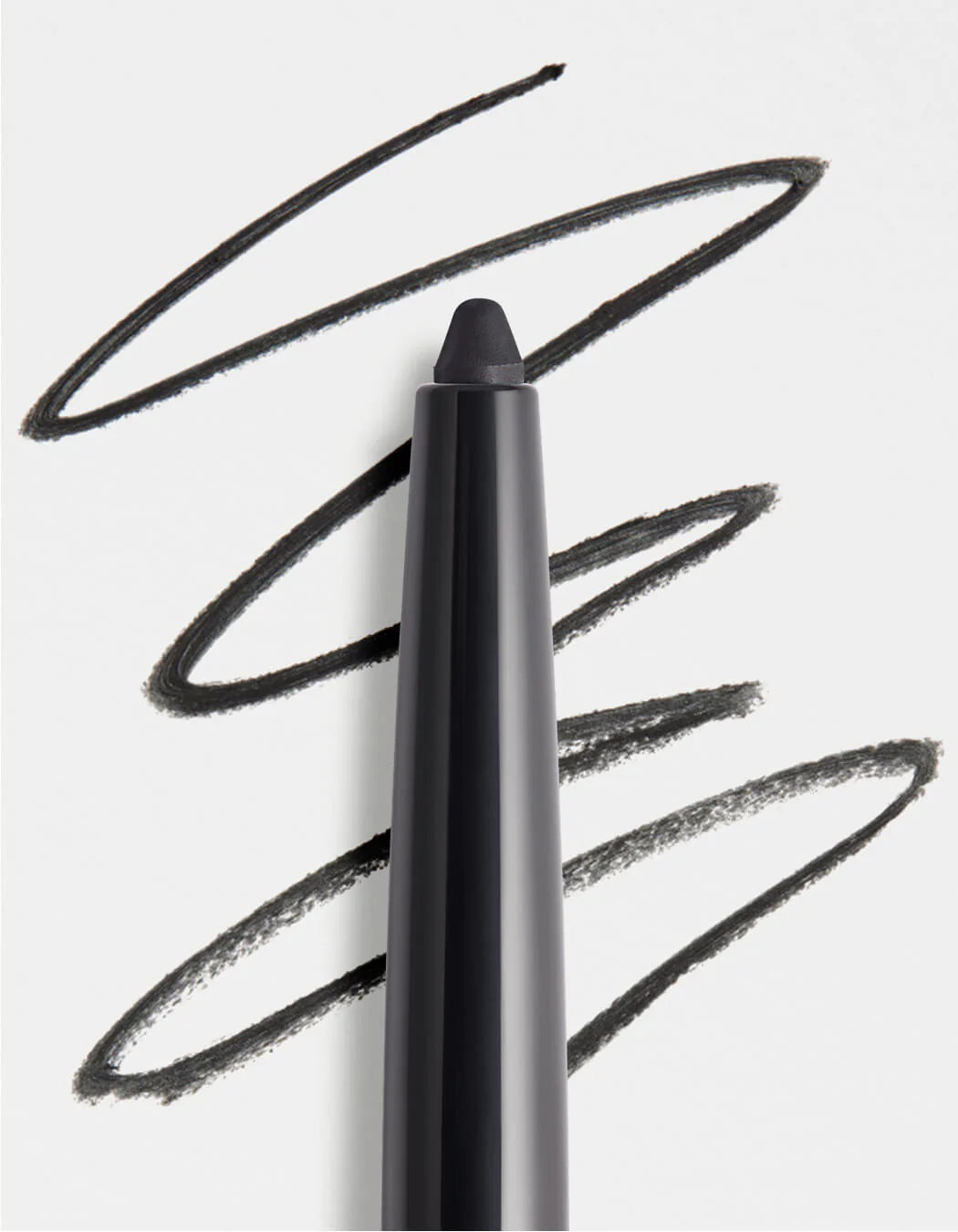Defining Liner Eyeliner RevitaLash – satynowa kredka do oczu o intensywnym kolorze
