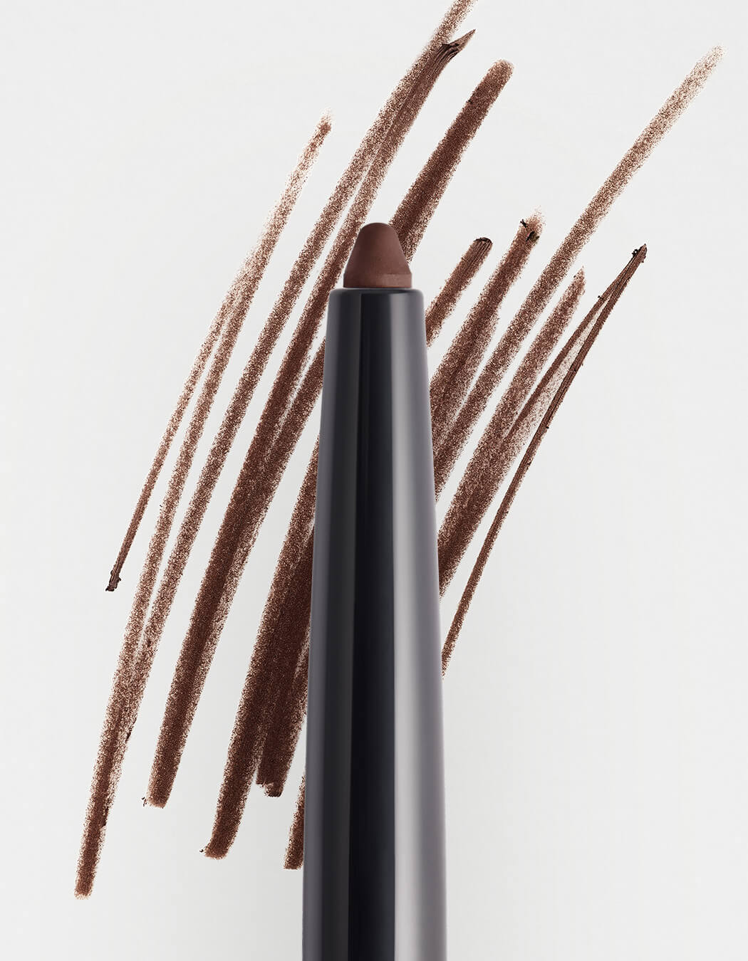 Defining Liner Eyeliner RevitaLash – satynowa kredka do oczu o intensywnym kolorze